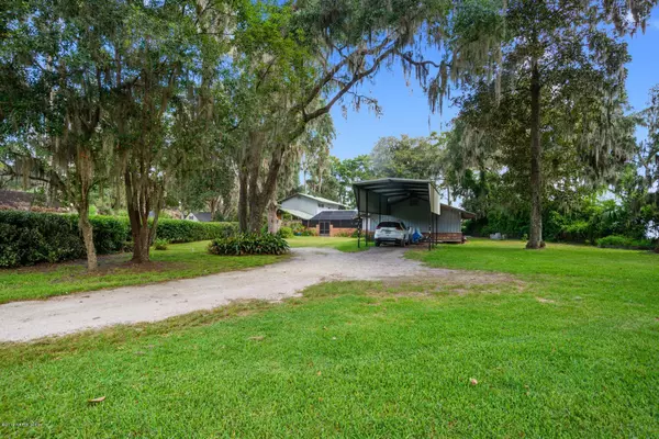 East Palatka, FL 32131,106 MYRTLEWOOD POINT LN