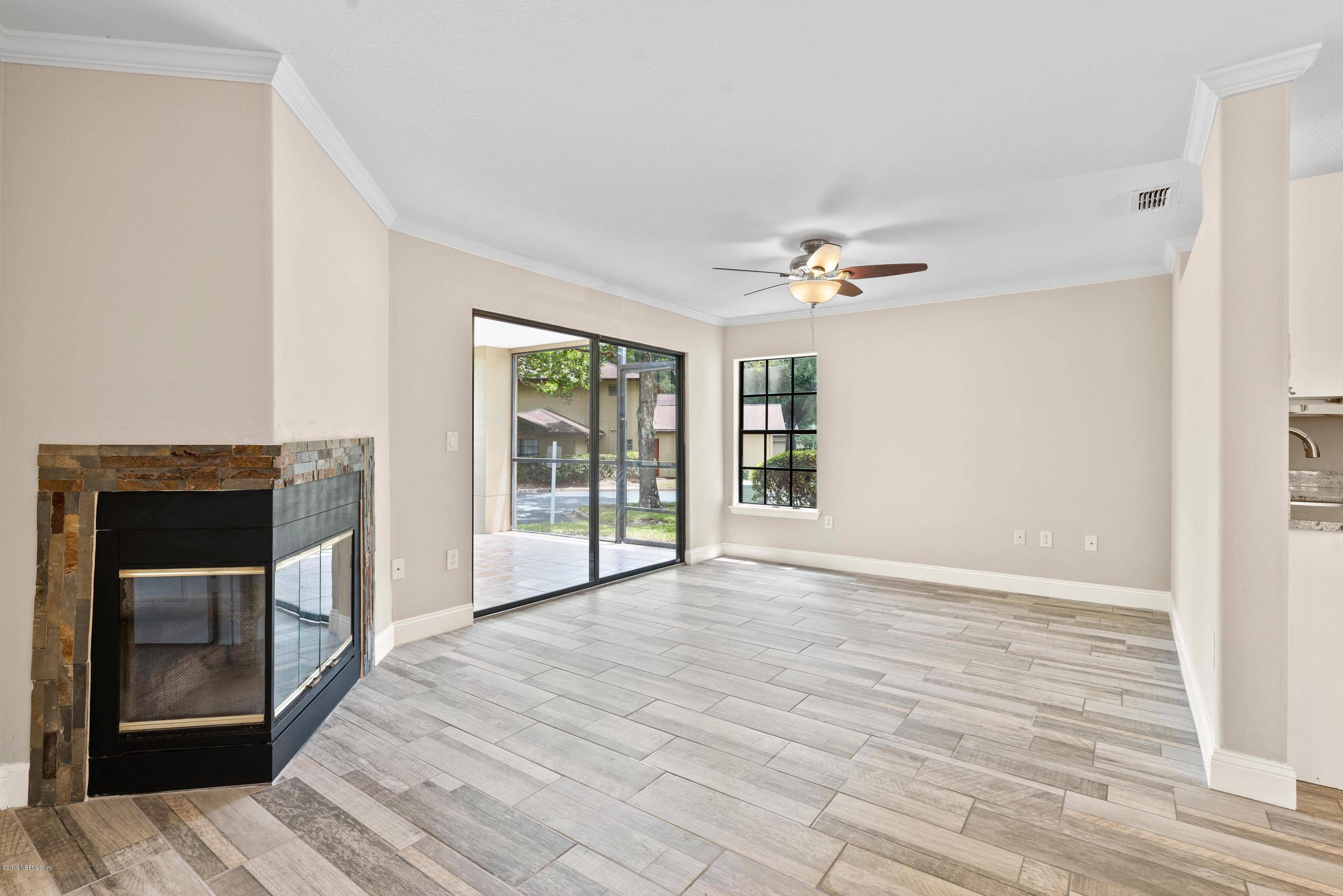 Jacksonville, FL 32256,10150 BELLE RIVE BLVD #609