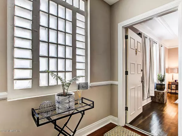 Jacksonville, FL 32205,3225 ST JOHNS AVE #F