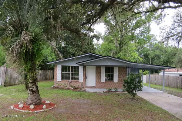 Green Cove Springs, FL 32043,603 KIRK ST