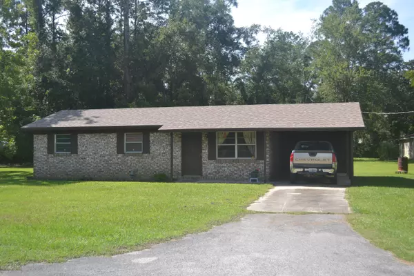 4960 JERRY JOHNS RD, Macclenny, FL 32063