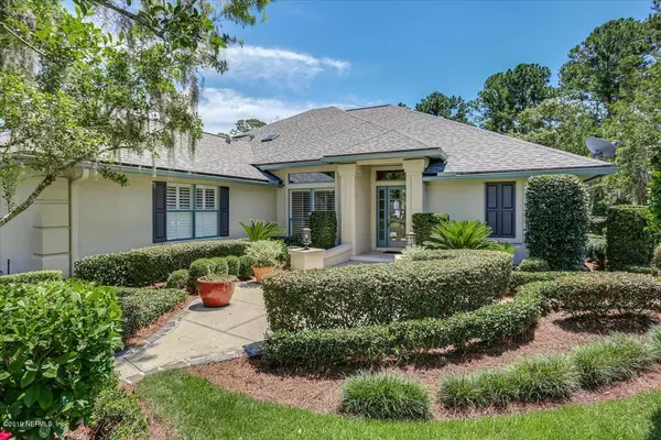 425 E WOODHAVEN DR, Ponte Vedra Beach, FL 32082