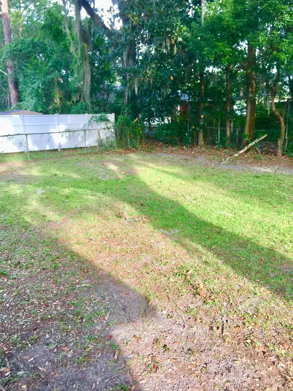 Macclenny, FL 32063,145 W SHUEY AVE