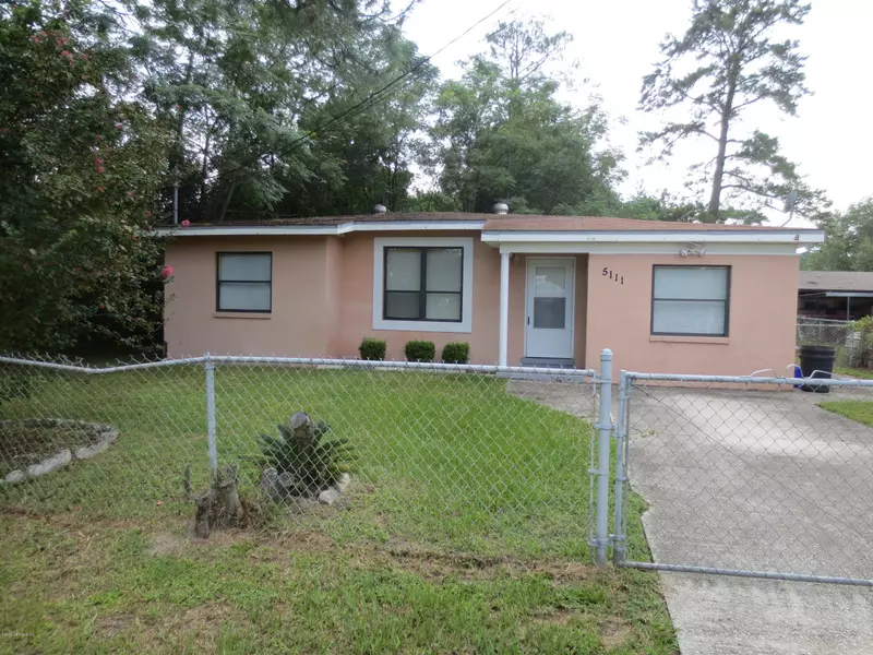 5111 JANICE CIR E, Jacksonville, FL 32210