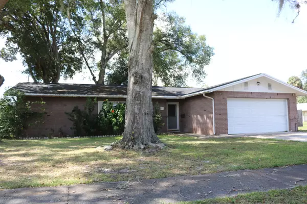200 REDBUD LN, Palatka, FL 32177