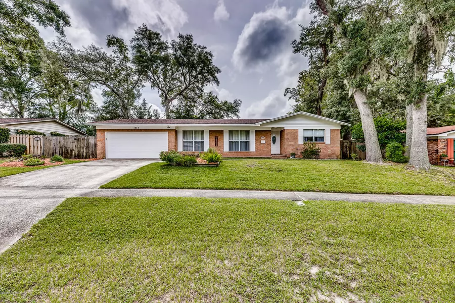 5858 JIMTOM DR, Jacksonville, FL 32277