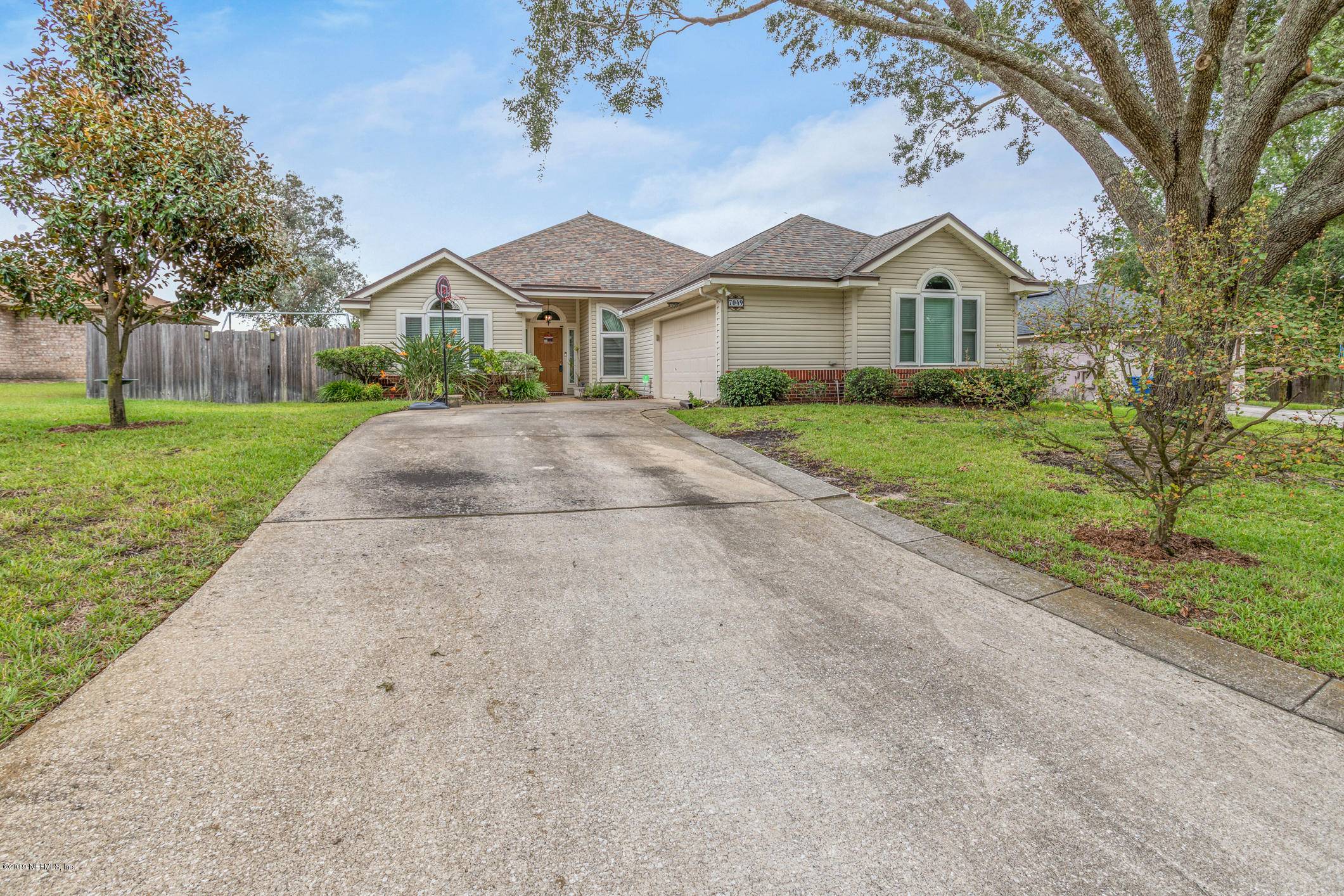 Jacksonville, FL 32277,7049 MILLCREST DR