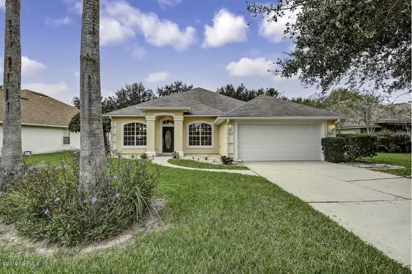 253 N LAKE CUNNINGHAM AVE, St Johns, FL 32259