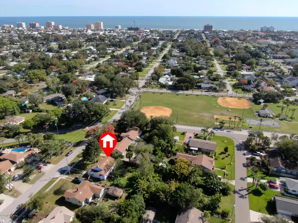Jacksonville Beach, FL 32250,1118 4TH AVE N