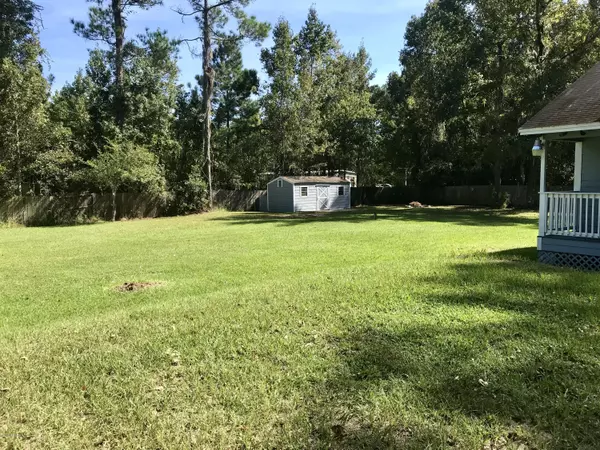 Satsuma, FL 32189,117 BREAM DR