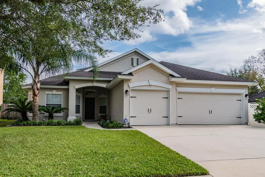 371 HOLLYGATE LN, Orange Park, FL 32065