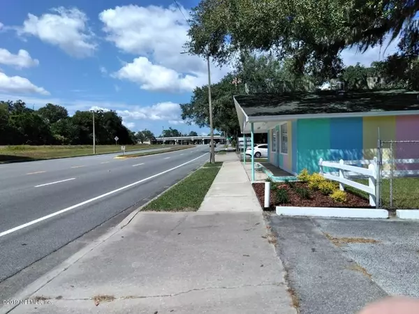 Hawthorne, FL 32640,6609 US-301