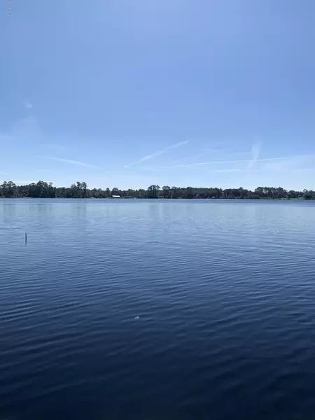 149 IDA BLVD, Interlachen, FL 32148