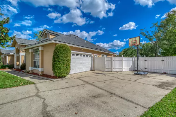 Orange Park, FL 32003,1741 BAVARIAN CT