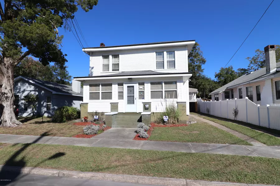 647 W 16TH ST, Jacksonville, FL 32206