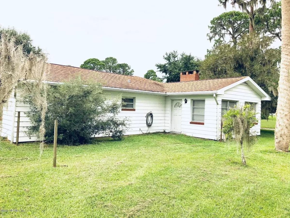 Crescent City, FL 32112,105 PARADISE CIR