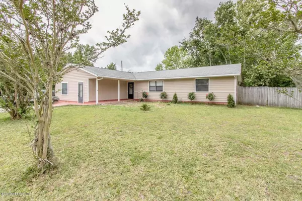 301 HIGHLAND AVE, Green Cove Springs, FL 32043