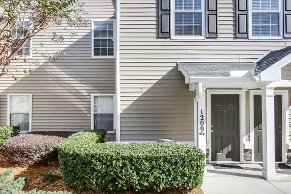 575 OAKLEAF PLANTATION Pkwy #1209, Orange Park, FL 32065