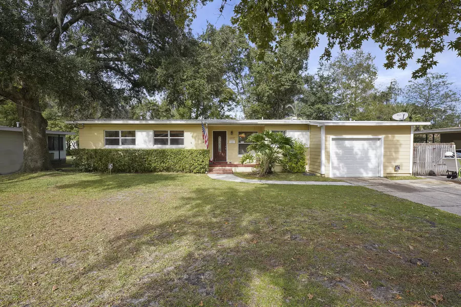 6447 MITFORD RD, Jacksonville, FL 32210