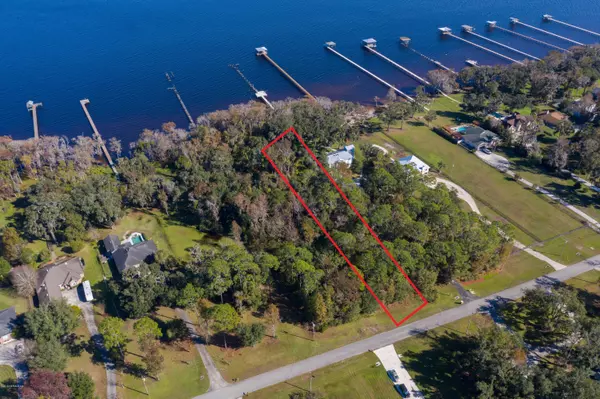 Green Cove Springs, FL 32043,5607 DIANTHUS ST