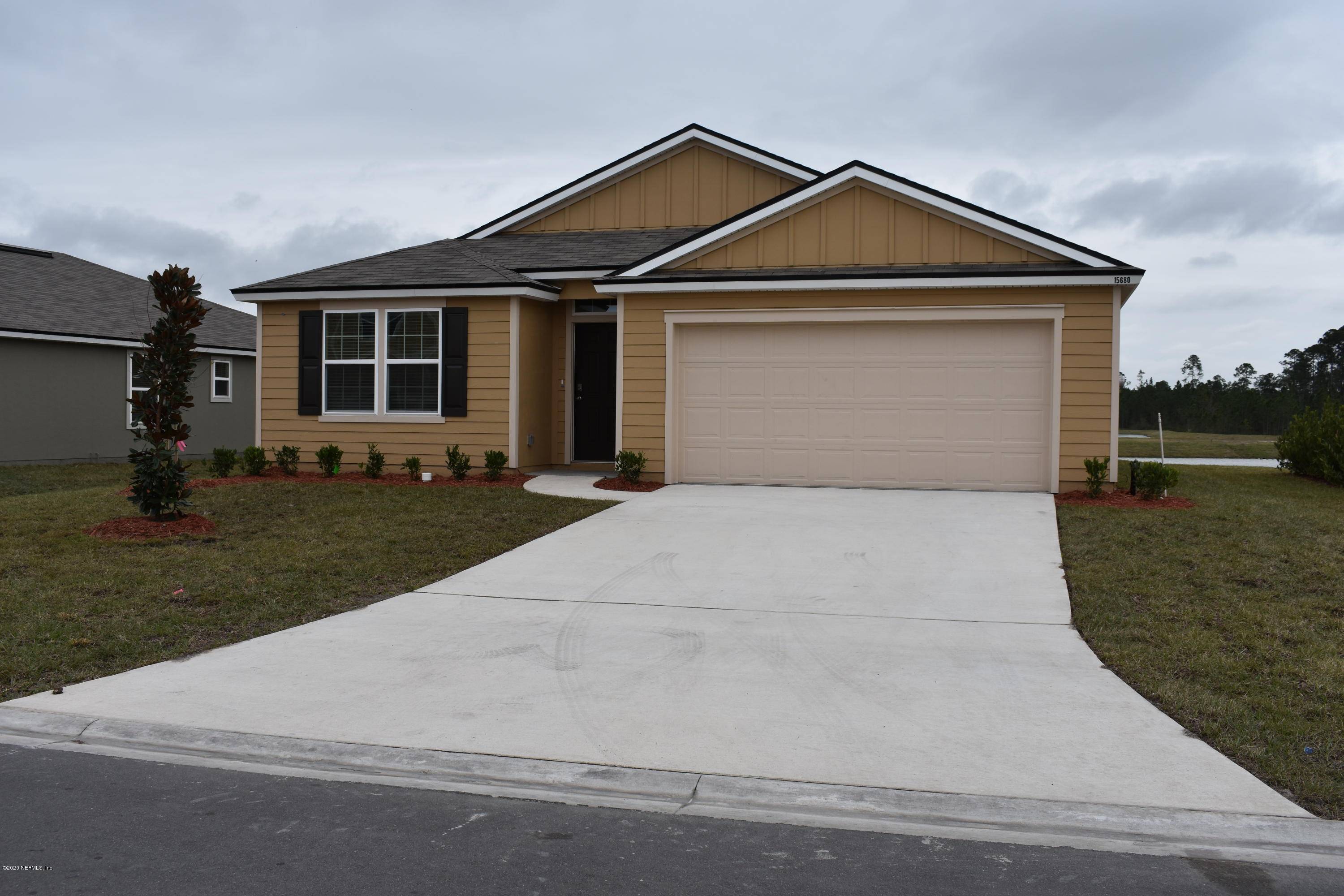 Jacksonville, FL 32234,15680 SADDLED CHARGER DR