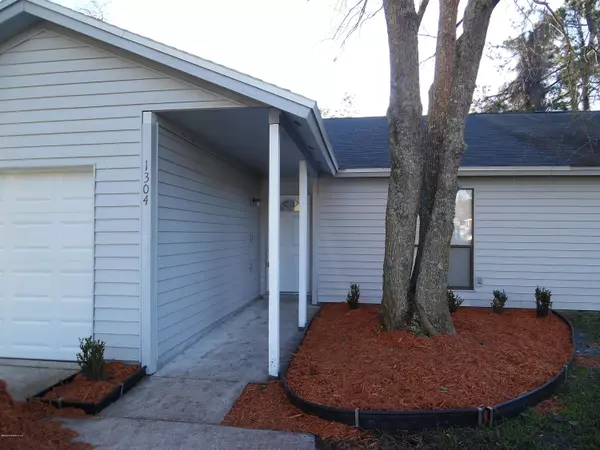 1304 BAY HILL BLVD #A, Orange Park, FL 32065