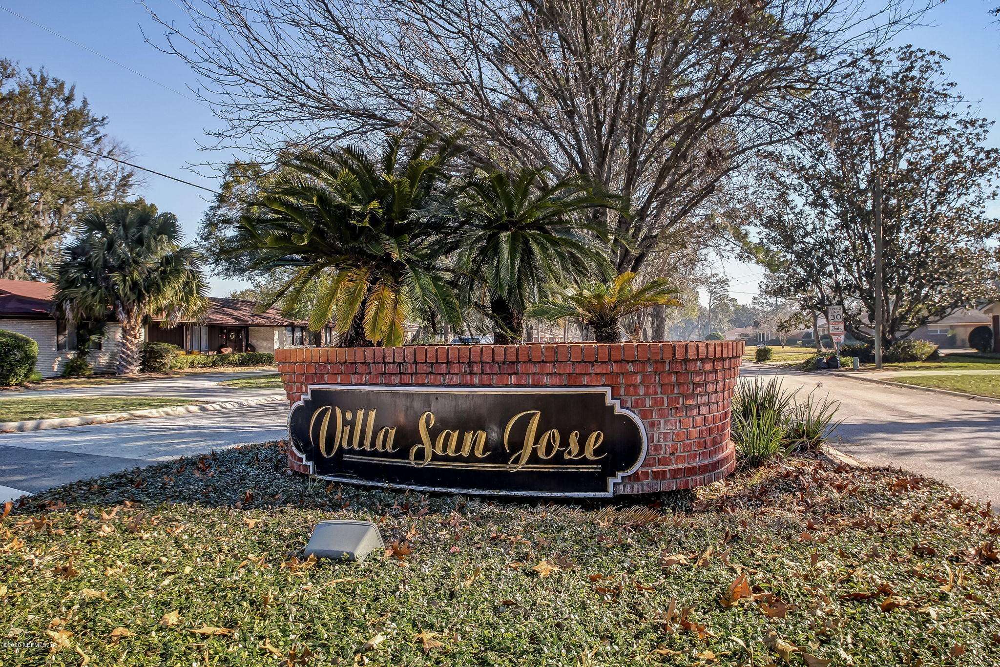 4207 LA LOSA DR, Jacksonville, FL 32217