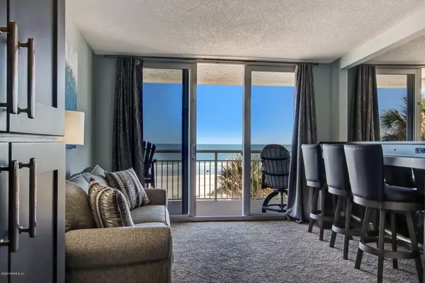 Jacksonville Beach, FL 32250,1601 OCEAN DR S #205