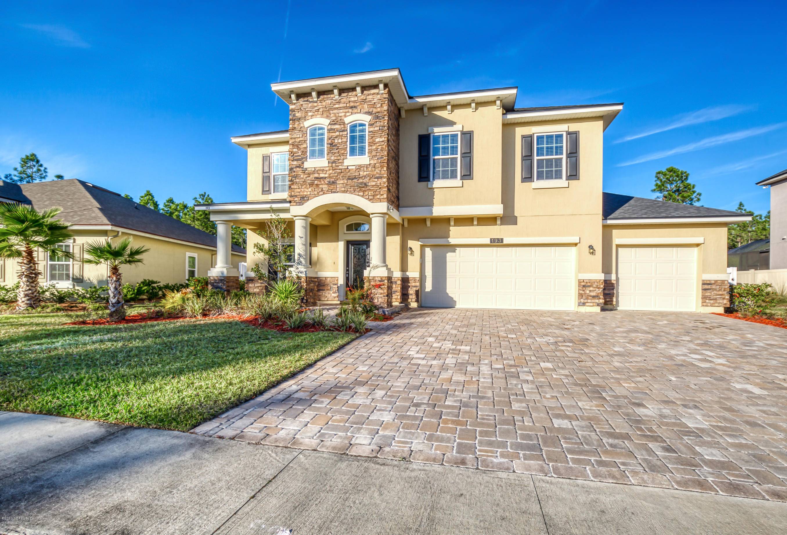 193 BALVENIE DR, St Johns, FL 32259