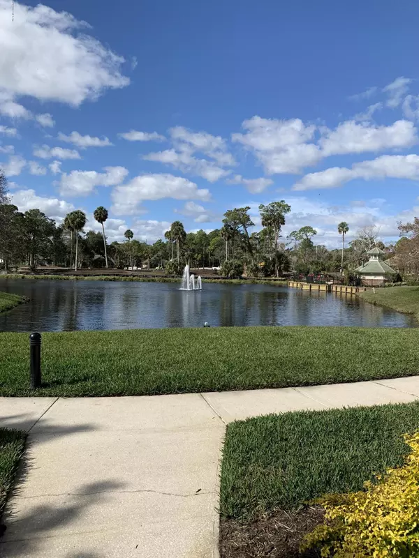 Ponte Vedra Beach, FL 32082,200 IRONWOOD DR #218