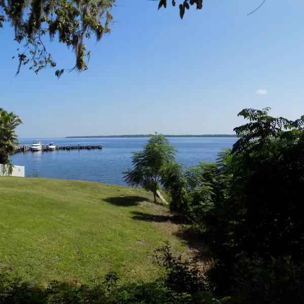 Green Cove Springs, FL 32043,LOT 10 YACHT CLUB PT