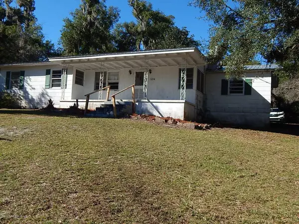 Palatka, FL 32177,504 S 15TH ST