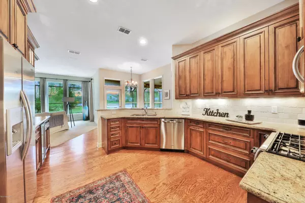 Ponte Vedra Beach, FL 32082,256 N MILL VIEW WAY