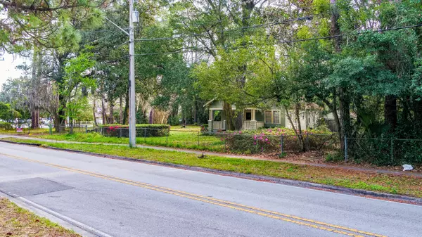 Jacksonville, FL 32207,4021 SPRING GLEN RD