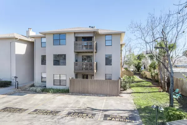 Jacksonville Beach, FL 32250,1028 4TH ST N #2F