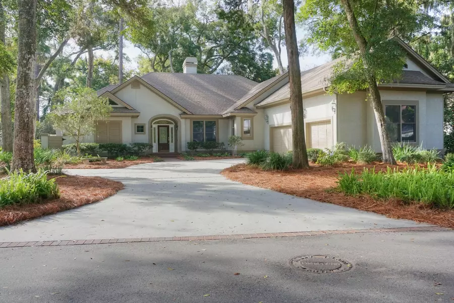 8 HICKORY LN, Fernandina Beach, FL 32034