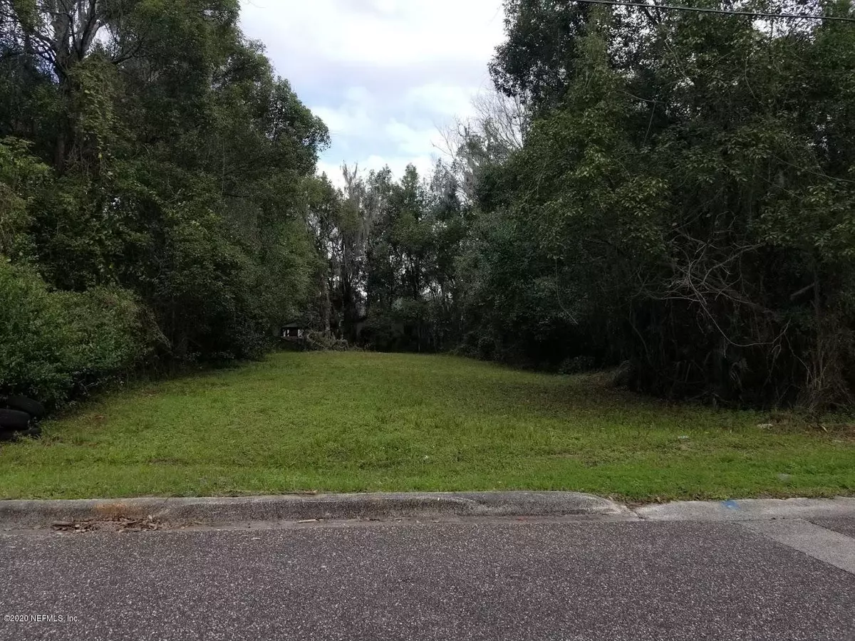 Green Cove Springs, FL 32043,0 PINE AVE