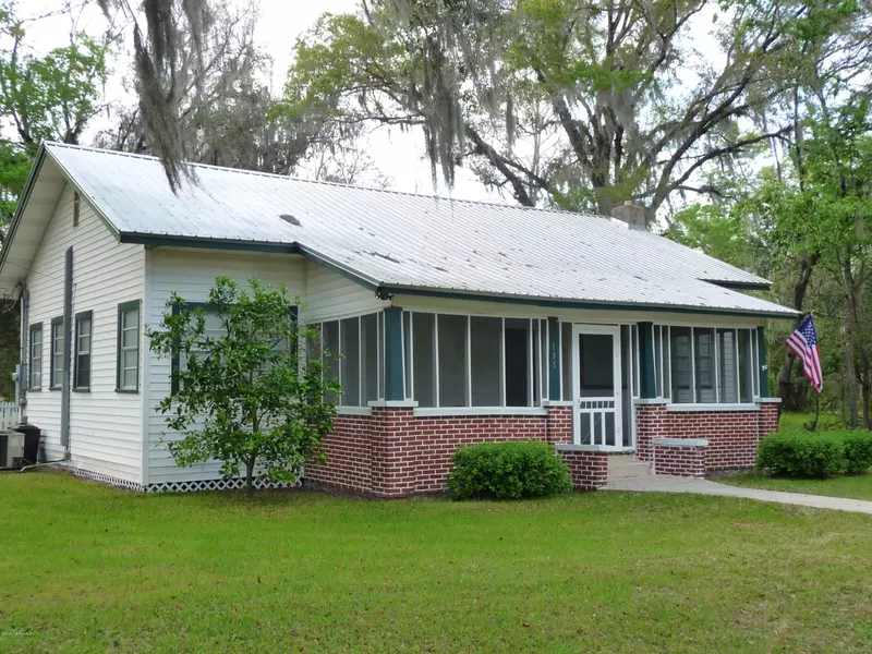 135 PRICE ST, Palatka, FL 32177