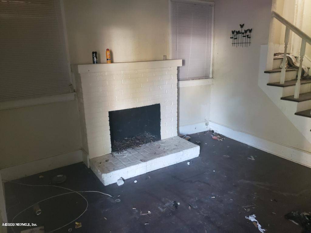 Jacksonville, FL 32206,136 W 22ND ST