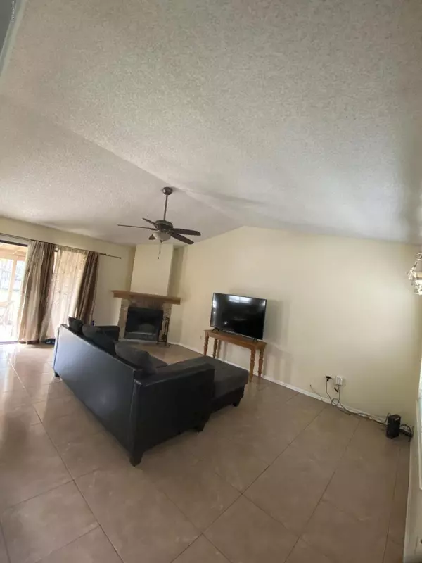 Jacksonville, FL 32244,8070 SIERRA CT