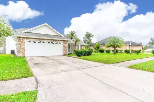 1085 SEATTLE SLEW LN, Jacksonville, FL 32218