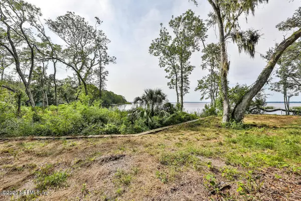 4144 RIVERVIEW CIR, Green Cove Springs, FL 32043