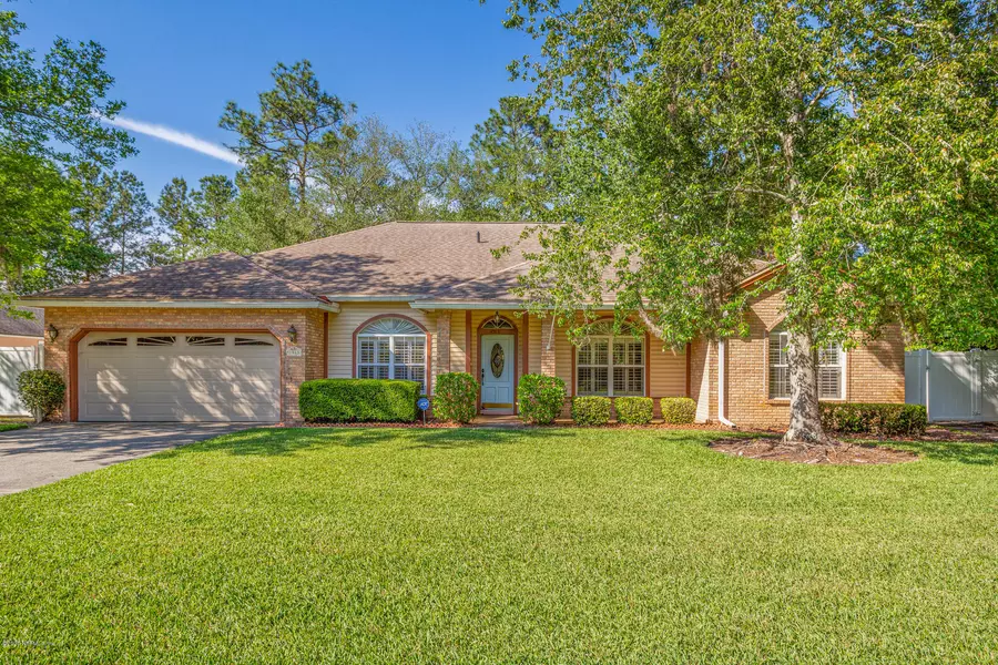 1063 LARKSPUR LOOP, Jacksonville, FL 32259