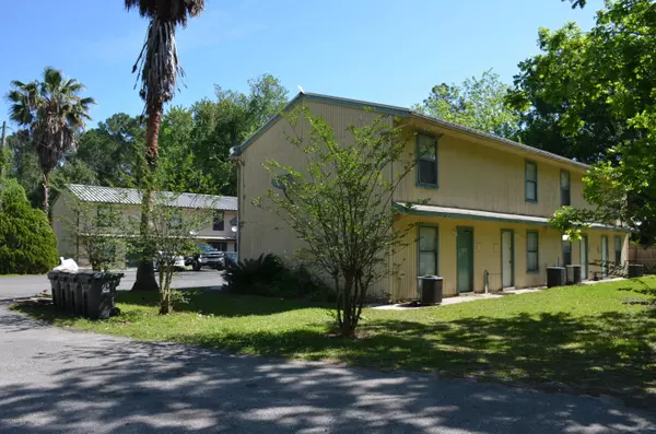 681 RAINER RD #3, Baldwin, FL 32234