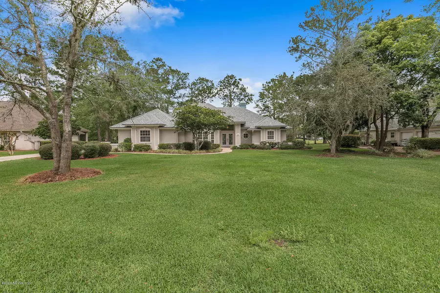 1692 COLONIAL DR, Green Cove Springs, FL 32043