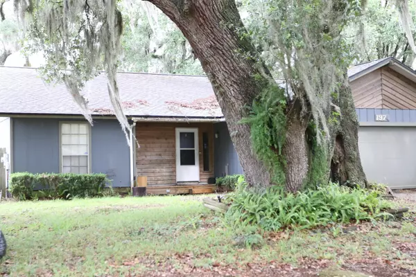 1974 LOGGING LN, Jacksonville, FL 32221