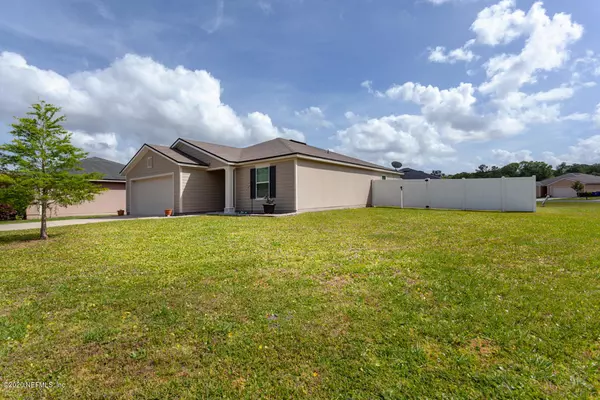 Callahan, FL 32011,45375 INGLEHAM CIR