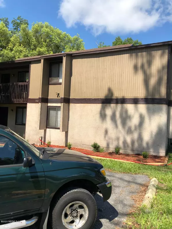 5032 WESTCHASE CT, Jacksonville, FL 32210