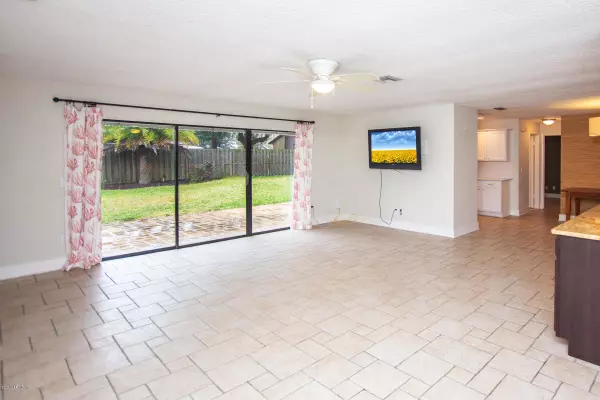 Ponte Vedra Beach, FL 32082,97 ABALONE LN E