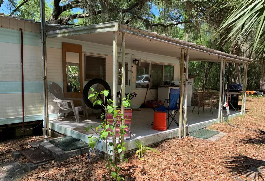 241 MARLIN RD, Pomona Park, FL 32181